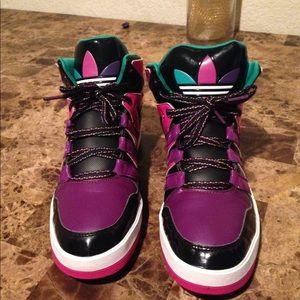 ADIDAS ORIGINALS WOMEN RETROS EXCELLENT CONDITION